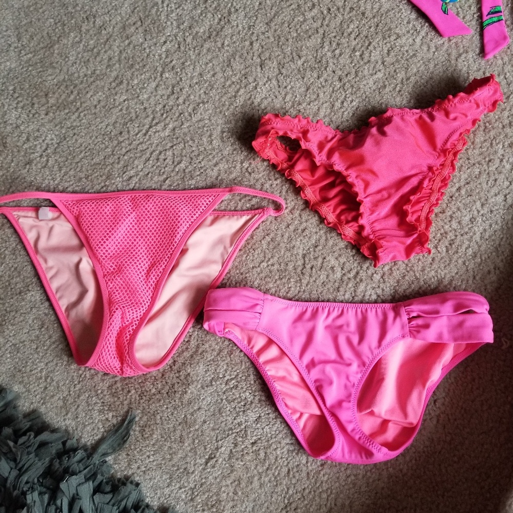 Bikini bottoms